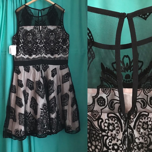 J. Taylor Black Cocktail Party Dress Velvet 14 🖤 - Picture 2 of 13